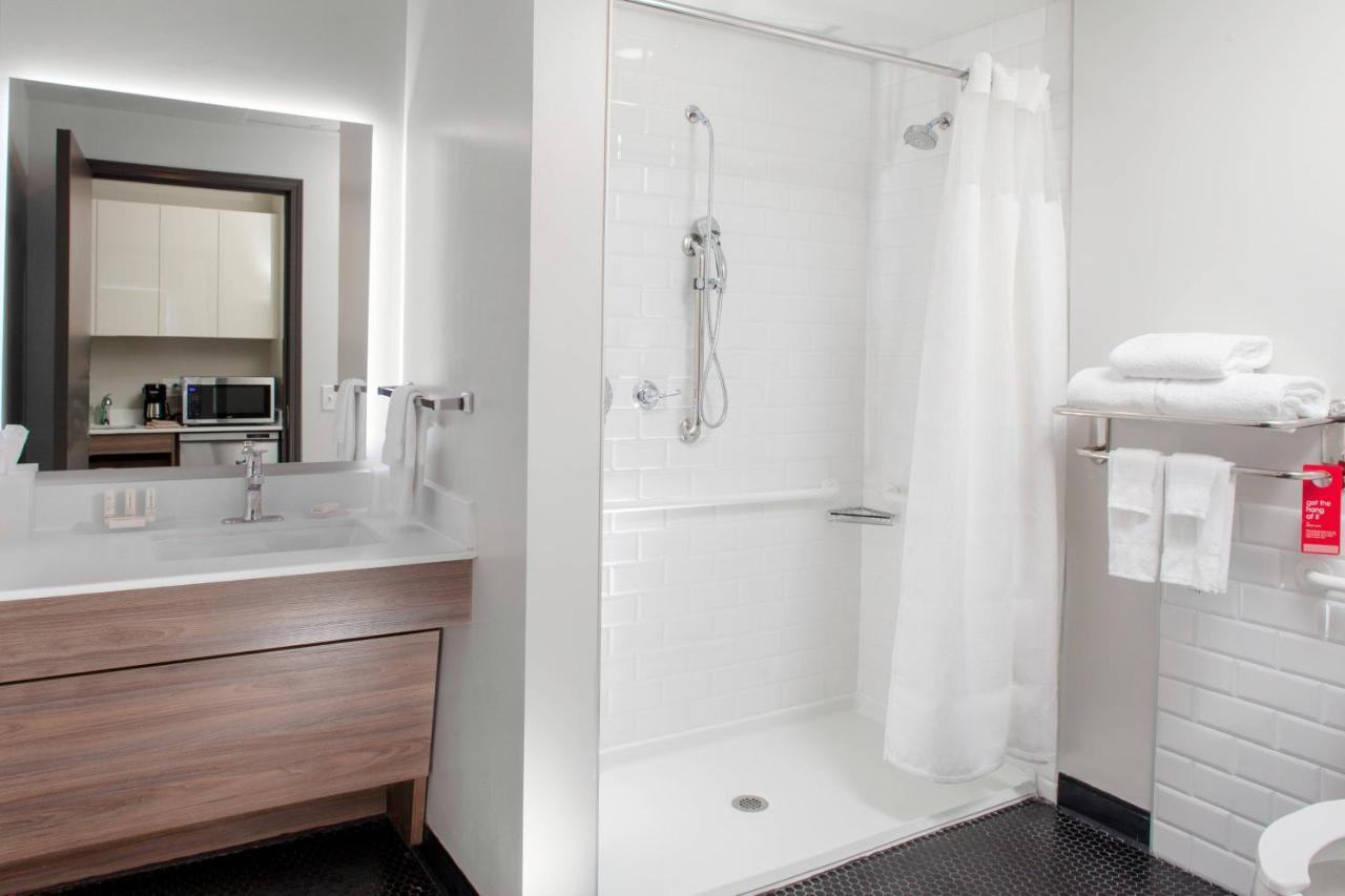 Towneplace Suites By Marriott Dallas Downtown Экстерьер фото