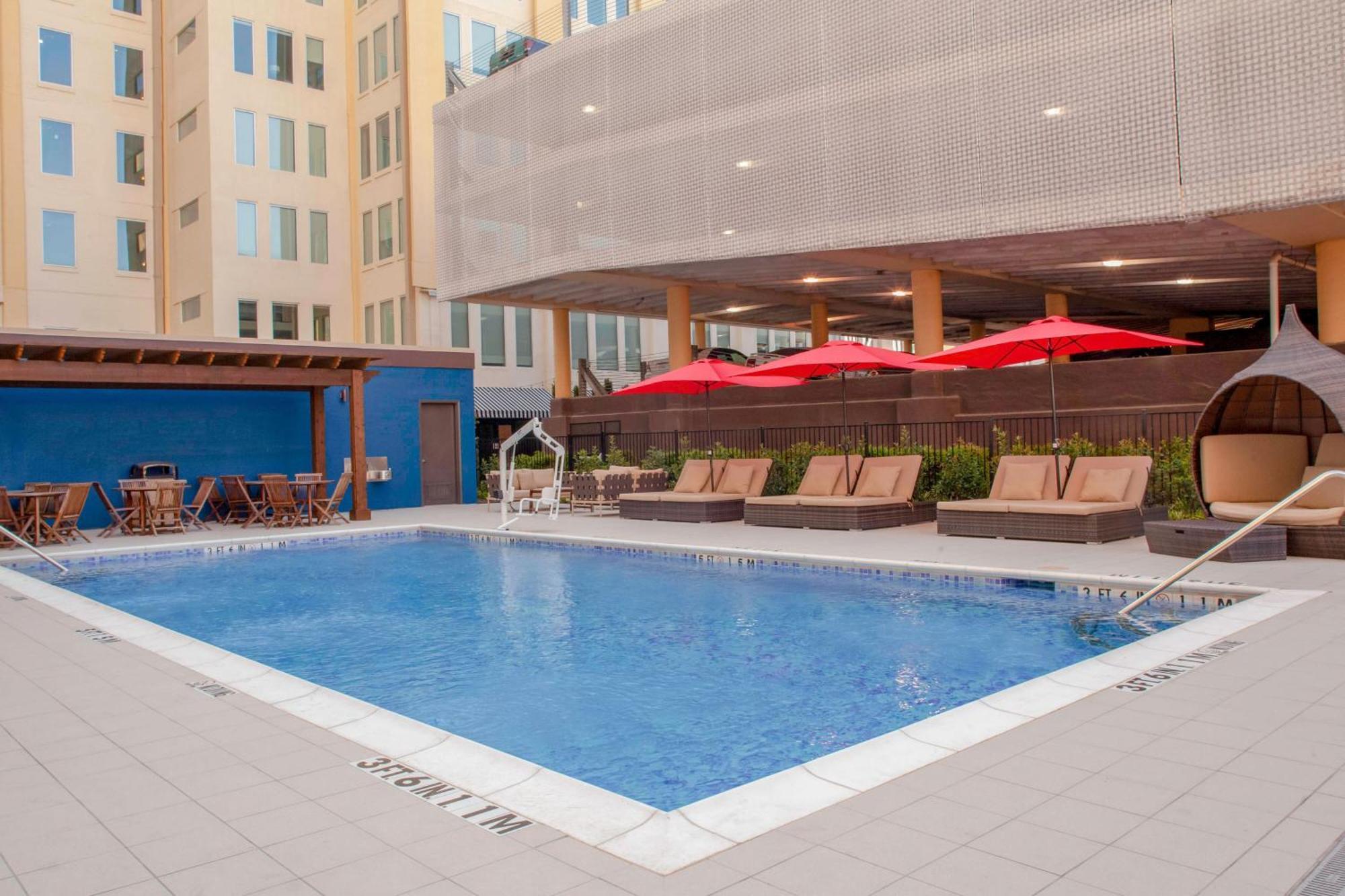Towneplace Suites By Marriott Dallas Downtown Экстерьер фото
