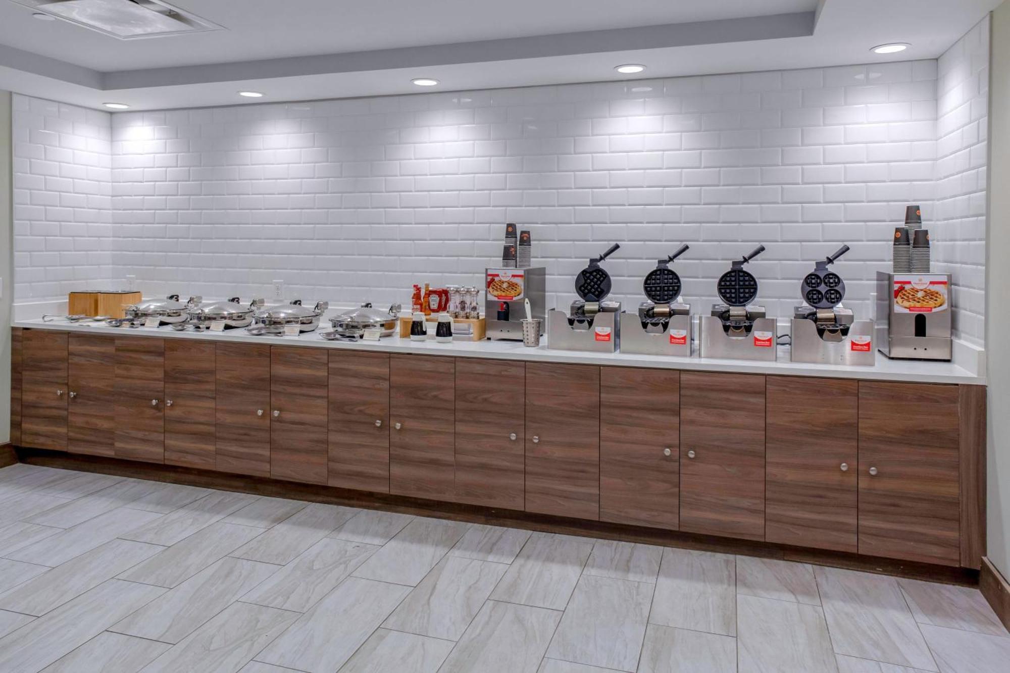 Towneplace Suites By Marriott Dallas Downtown Экстерьер фото